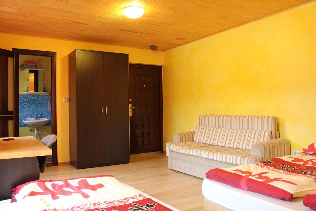 Raubichi Hotel Kamer foto