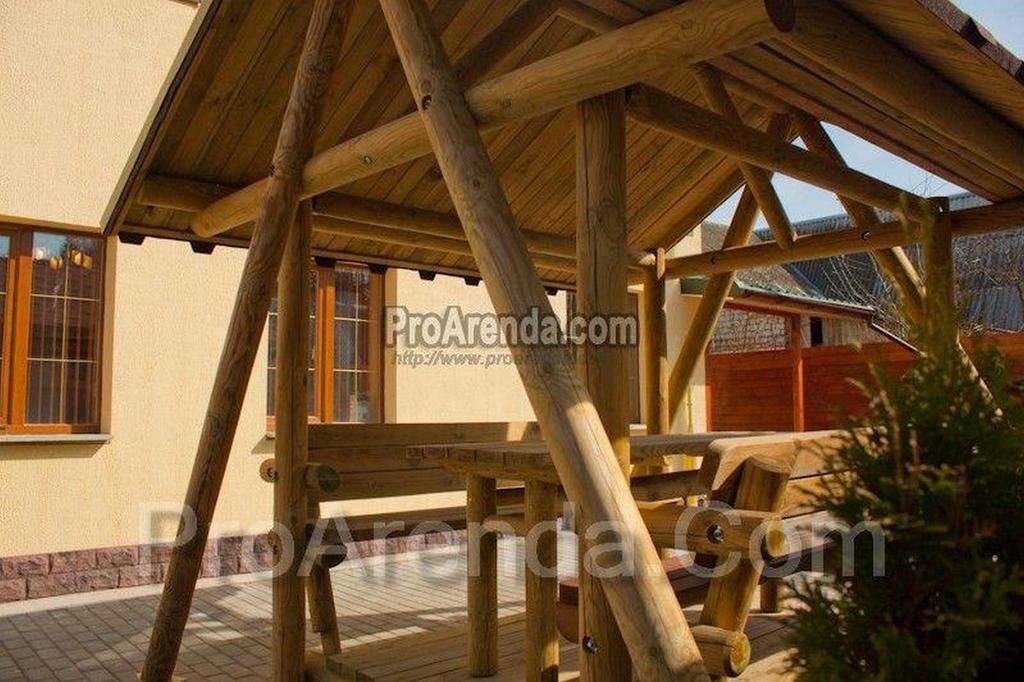 Raubichi Hotel Buitenkant foto