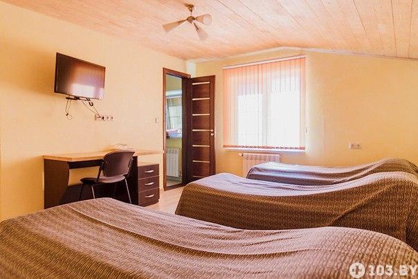 Raubichi Hotel Buitenkant foto